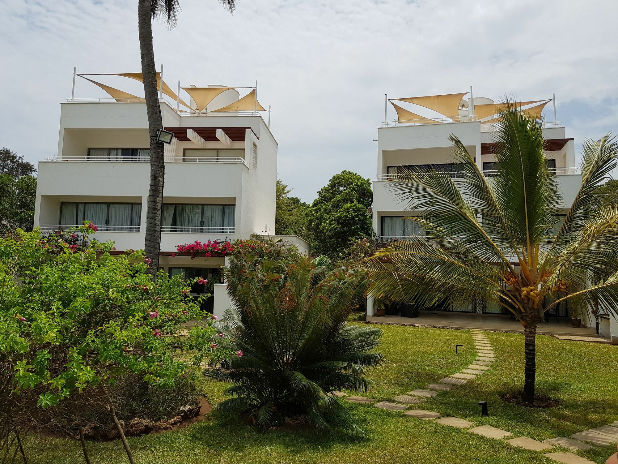 Villa Kalista Luxury Villas Diani Beach Extérieur photo